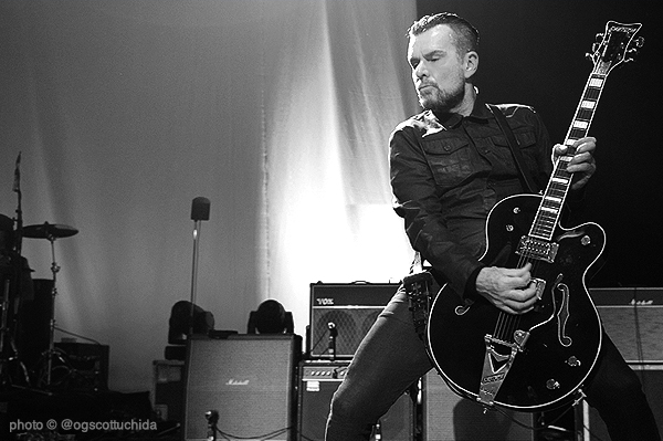 Billy Duffy live with the Cult November 2015