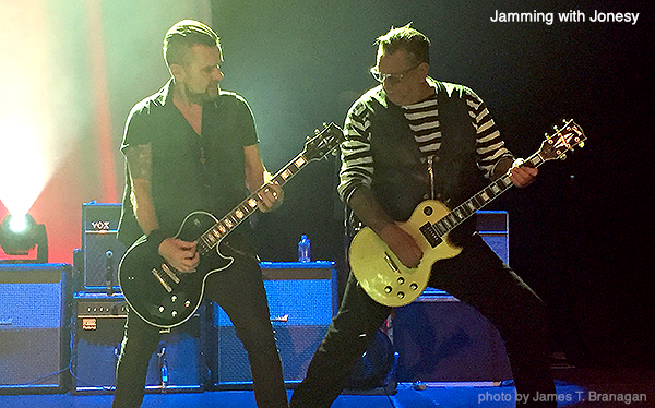 Billy Duffy Jamming with Jonesy