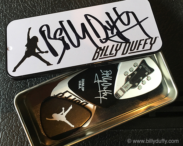 Billy Duffy Signed Pick Set 2016