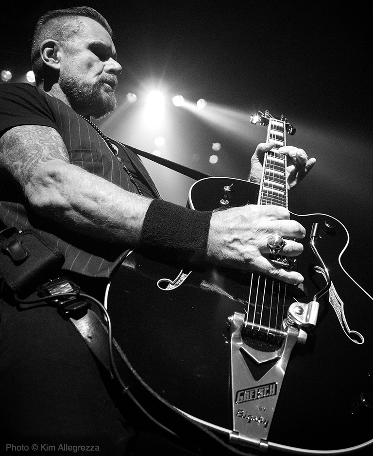 Billy Duffy live with The Cult 2017