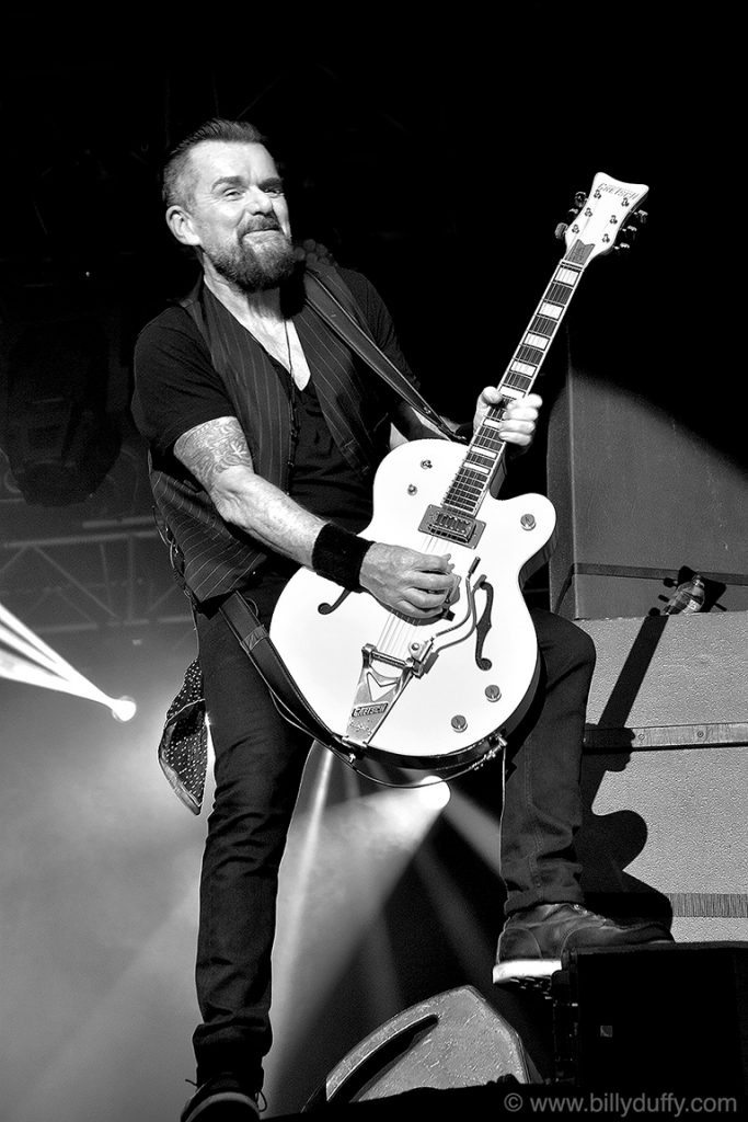 Billy Duffy live at Ramblin' Man 2018