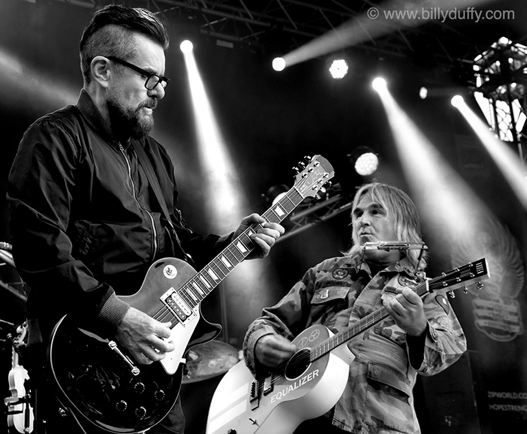 Billy Duffy & Mike Peters at Snowdonia Rocks 2018