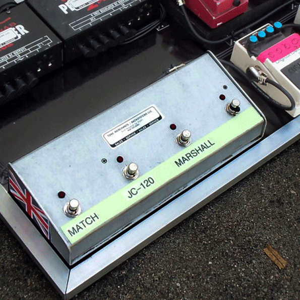 Billy Duffy's Custom Audio Electronics Switchable Splitter