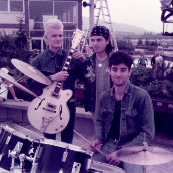 Billy with Ian and Nigel on a TV set for German TV – The Cult 1984