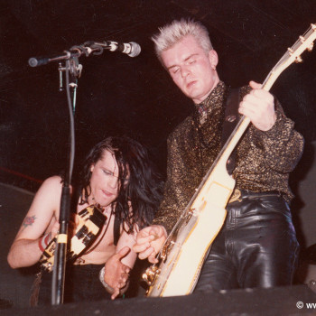 Billy & Ian onstage with The Cult – 1985