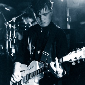 Billy live with The Cult – 1984