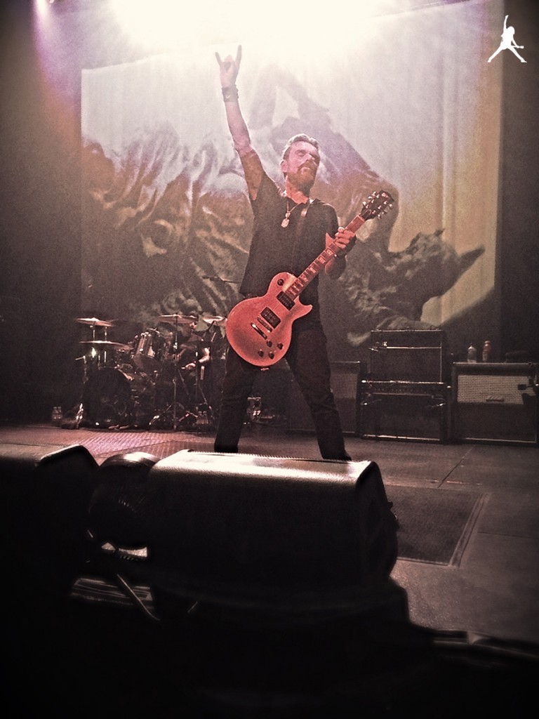 Billy does the Rock Horns in Austin!