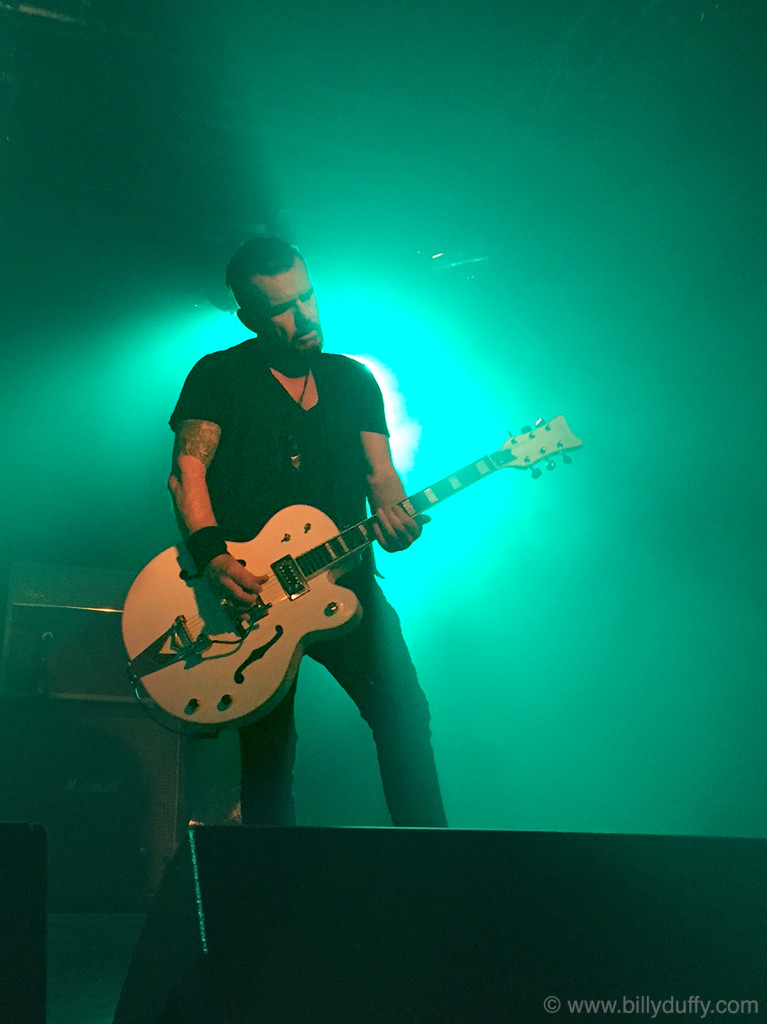 Billy Duffy plays She Sells Sanctuary in Belfast