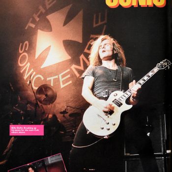 Live shot in Raw Magazine – 1989